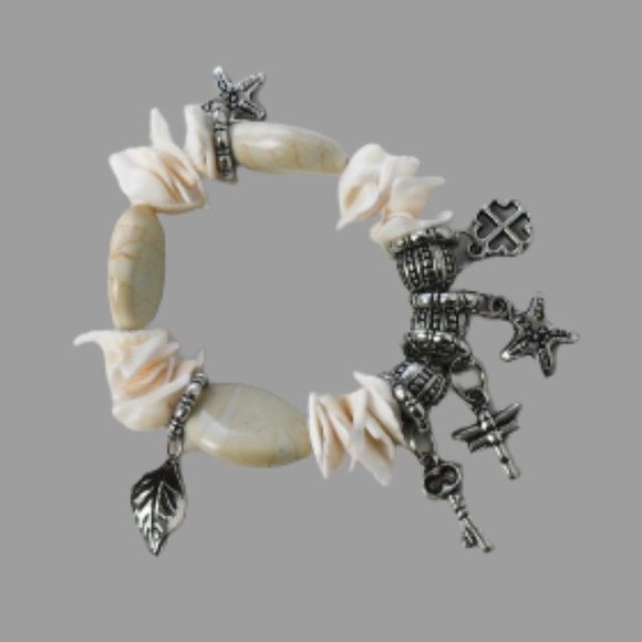NEW - Cream  Stretch Beaded Bracelet Silver Tone Charms - Picture 3 of 3